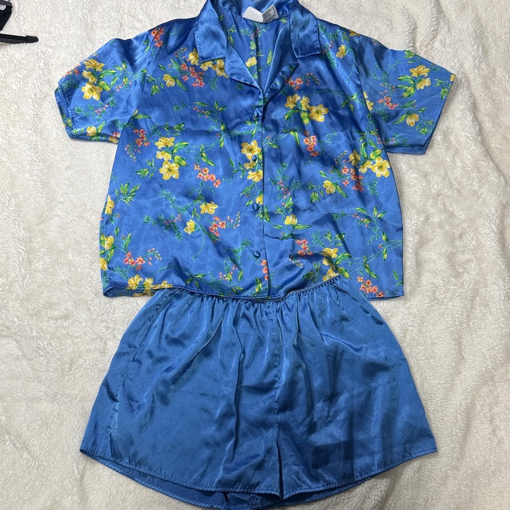 Blue Floral Womens Secret Treasure Pajama Set‎